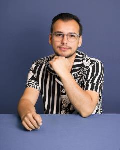 Headshot of Carlos Munos-Serna