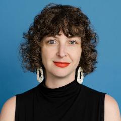 gleisser-faye_photo-portrait-for-website-4.25.23