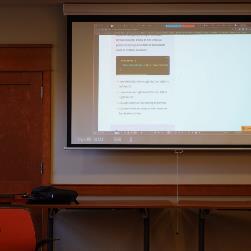 Image of Jermaine Giving Presentation on UI/UX 4